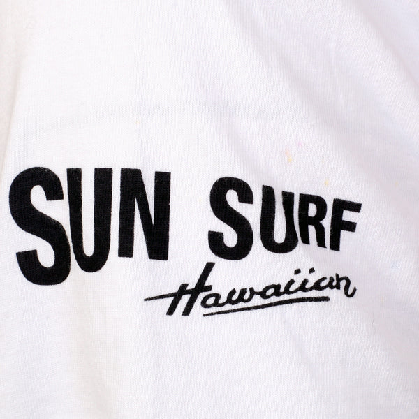 Peanuts Snoopy SS78487 Waikiki Print White Crewneck T-Shirt SURF11078